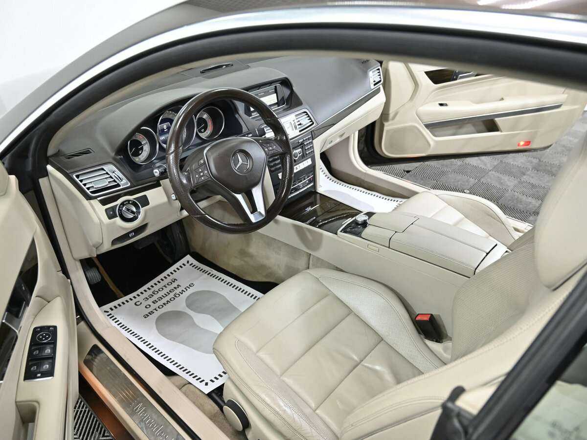 Мерседес-Бенц Е-Класс б/у, 2014, Автоматическая. Фото: #4