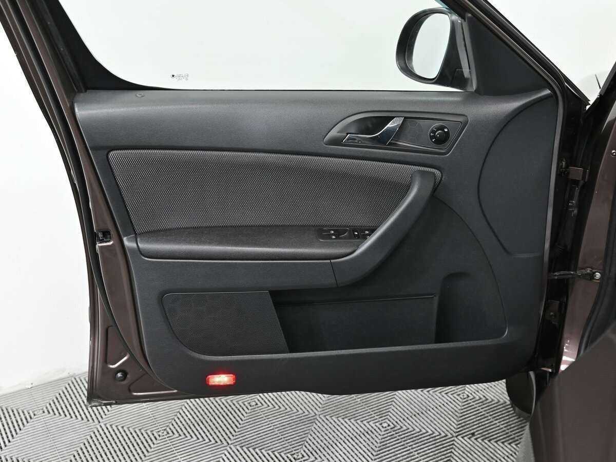 Шкода Йети б/у, 2013, Роботизированная. Фото: #9