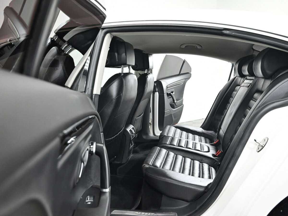 Volkswagen Passat CC б/у, 2012, Роботизированная. Фото: #4