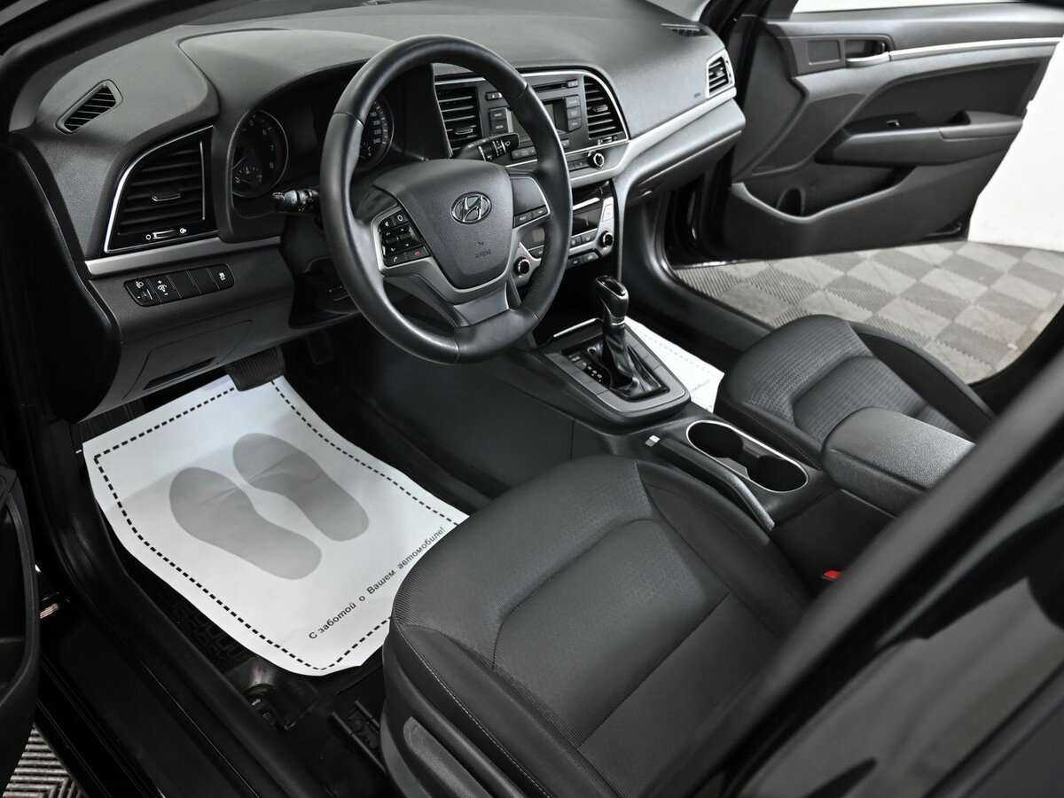 Hyundai Elantra б/у, 2017, Автоматическая. Фото: #8
