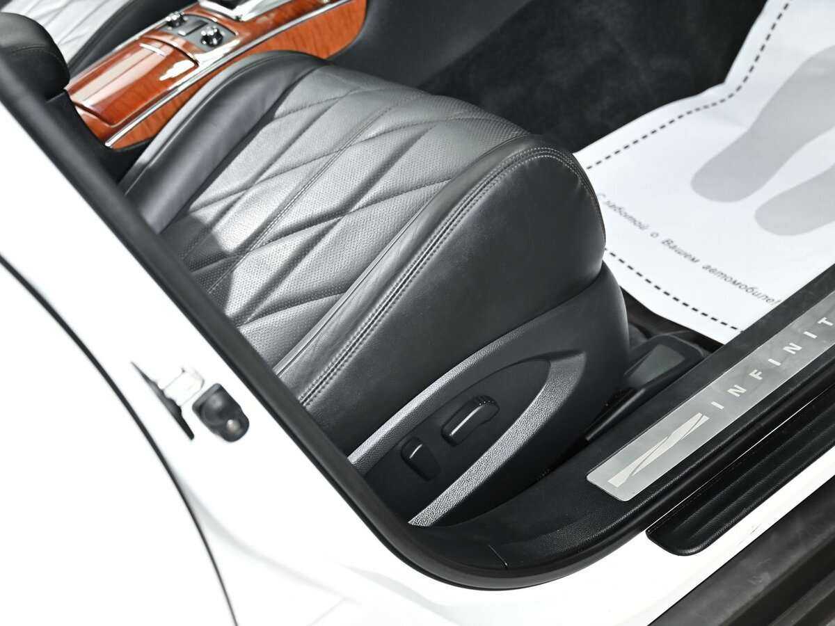 Infiniti FX б/у, 2012, Автоматическая. Фото: #16