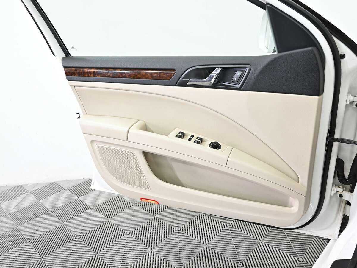 Skoda Superb б/у, 2013, Роботизированная. Фото: #8