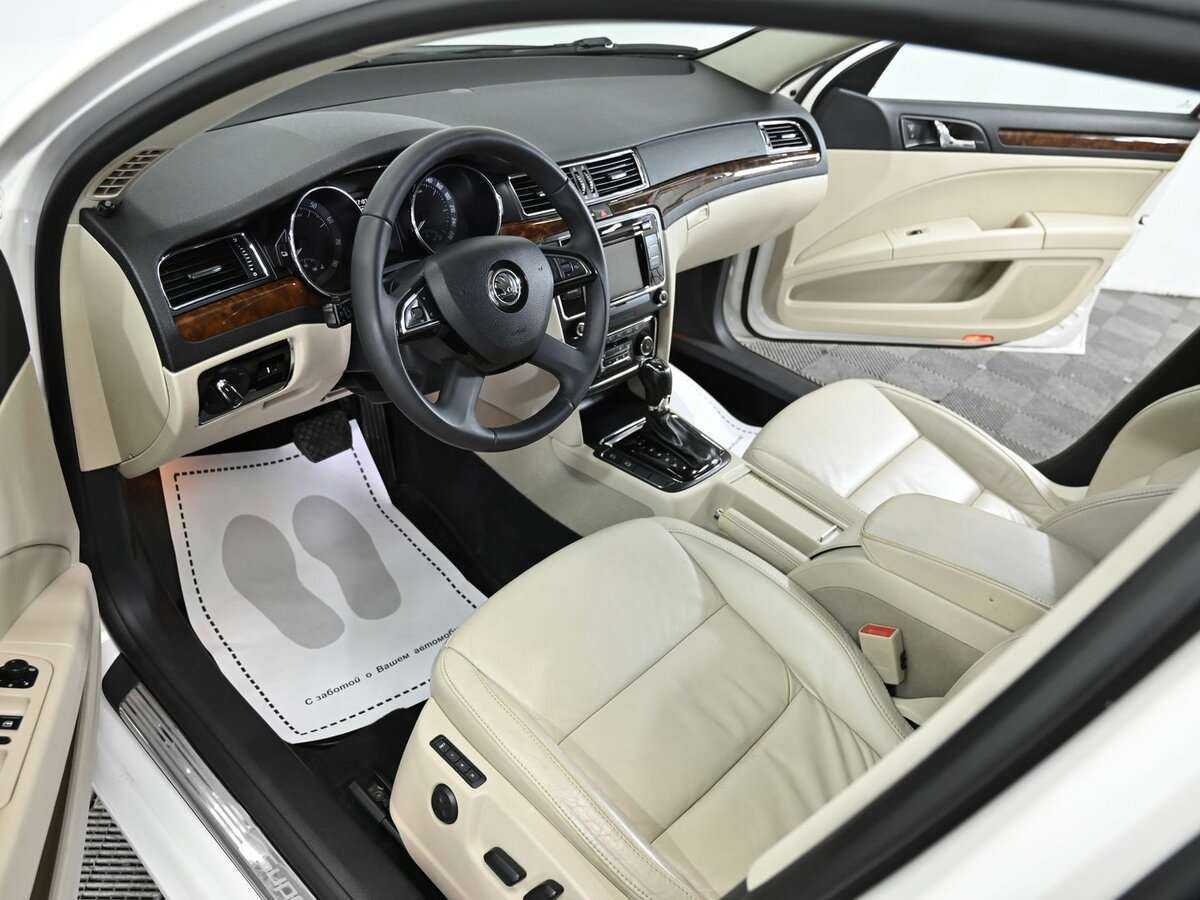 Skoda Superb б/у, 2013, Роботизированная. Фото: #9