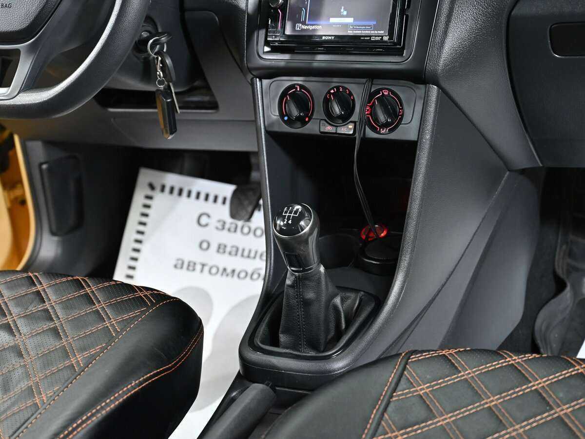 Фольксваген Поло б/у, 2017, Механическая. Фото: #8