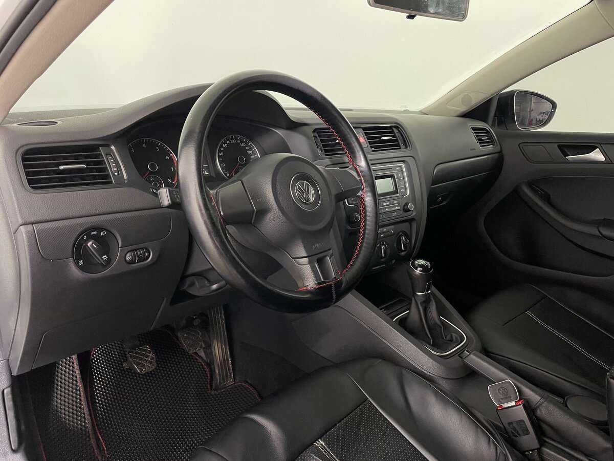 Volkswagen Jetta б/у, 2014, Механическая. Фото: #6