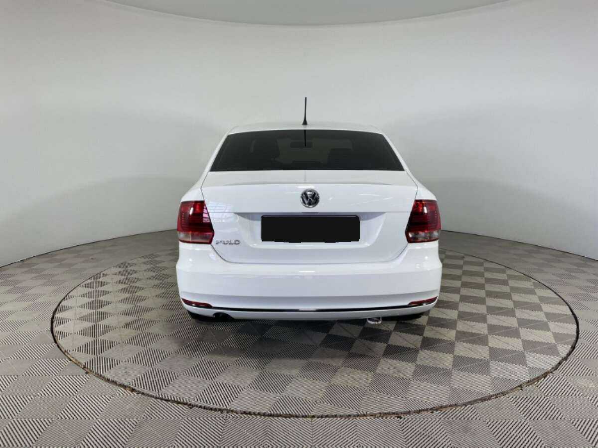 Фольксваген Поло б/у, 2016, Автоматическая. Фото: #4