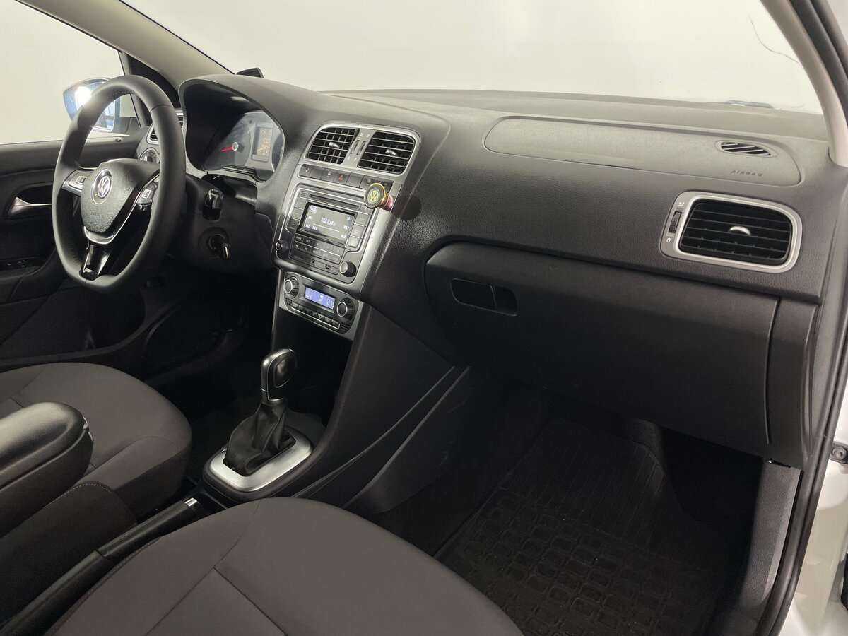 Фольксваген Поло б/у, 2016, Автоматическая. Фото: #7