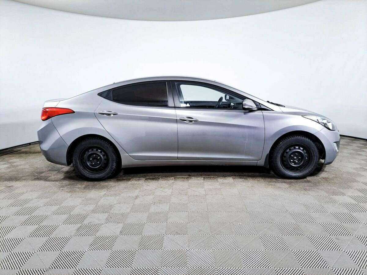 Hyundai Elantra б/у, 2013, Автоматическая. Фото: #3