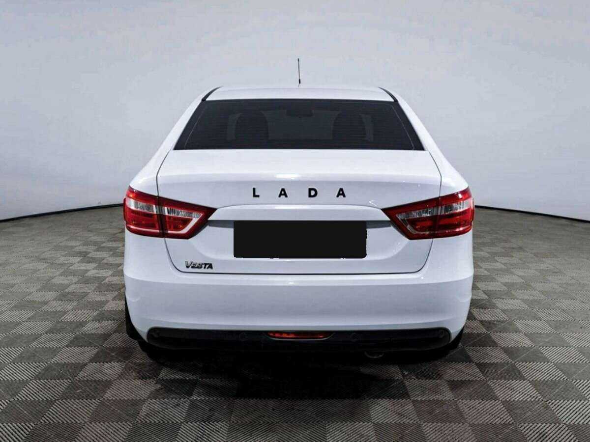 Лада (ВАЗ) Веста б/у, 2020, Механическая. Фото: #4