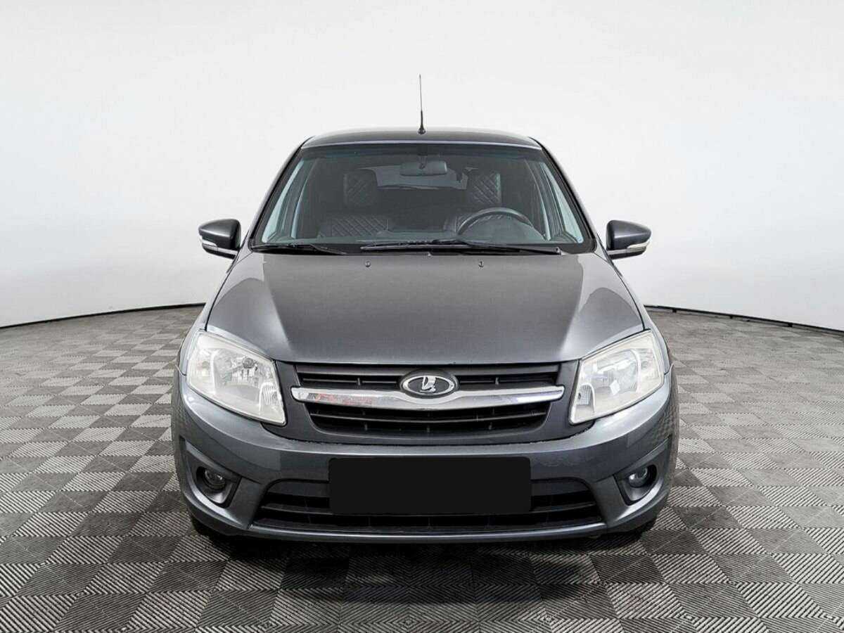 Лада (ВАЗ) Гранта б/у, 2017, Механическая. Фото: #1