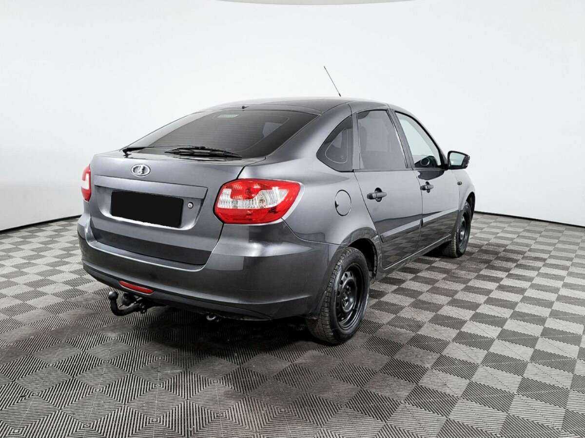 Лада (ВАЗ) Гранта б/у, 2017, Механическая. Фото: #4