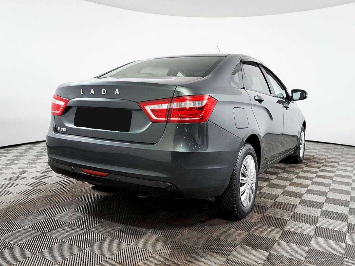Лада (ВАЗ) Веста б/у, 2017, Механическая. Фото: #3