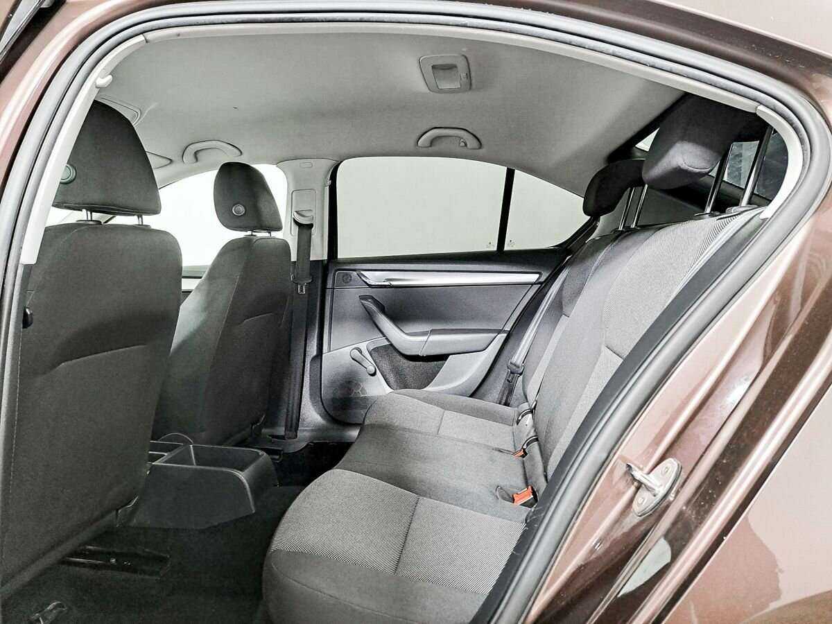 Шкода Октавия б/у, 2014, Механическая. Фото: #9