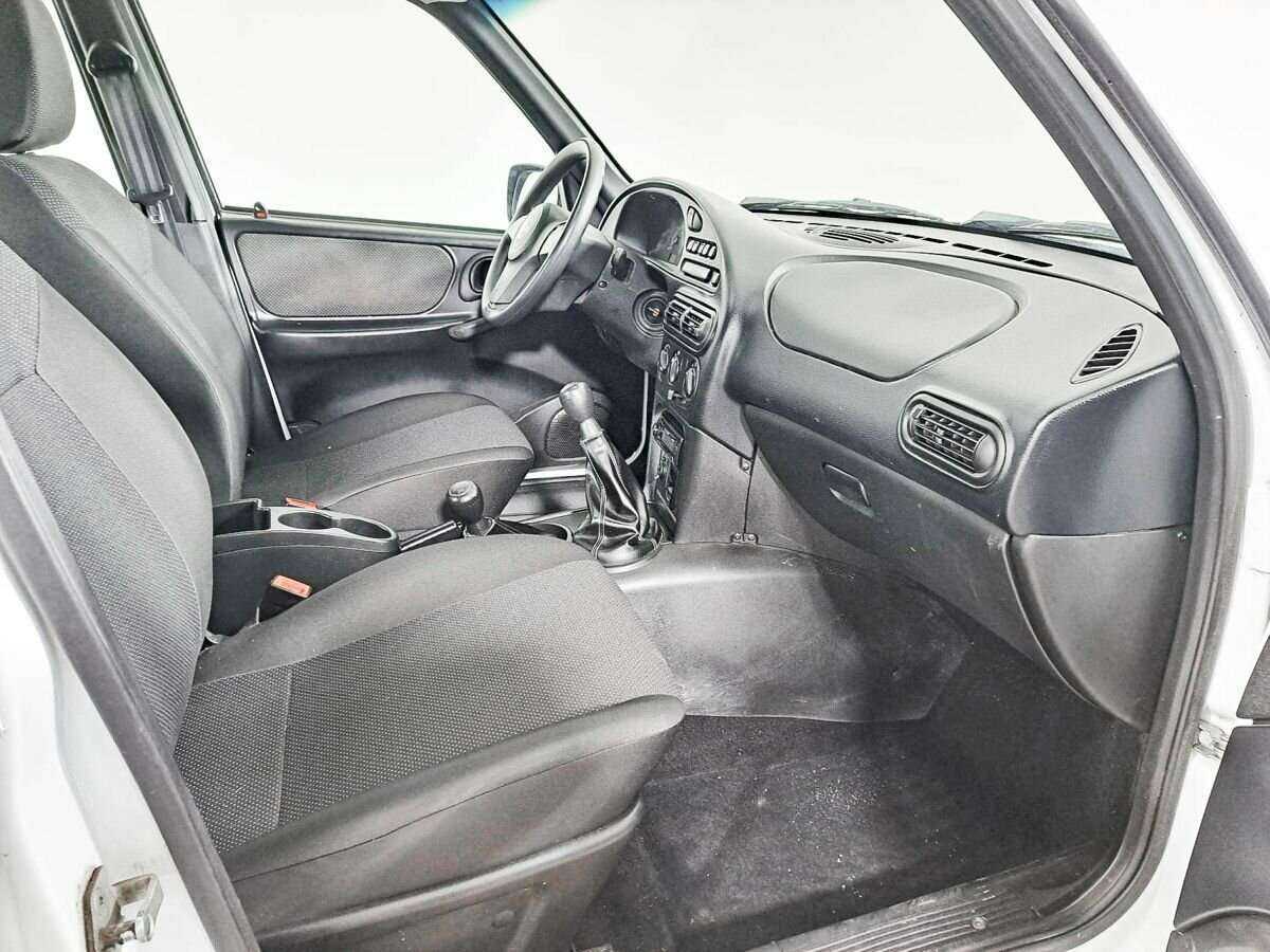 Lada (ВАЗ) Niva б/у, 2021, Механическая. Фото: #8