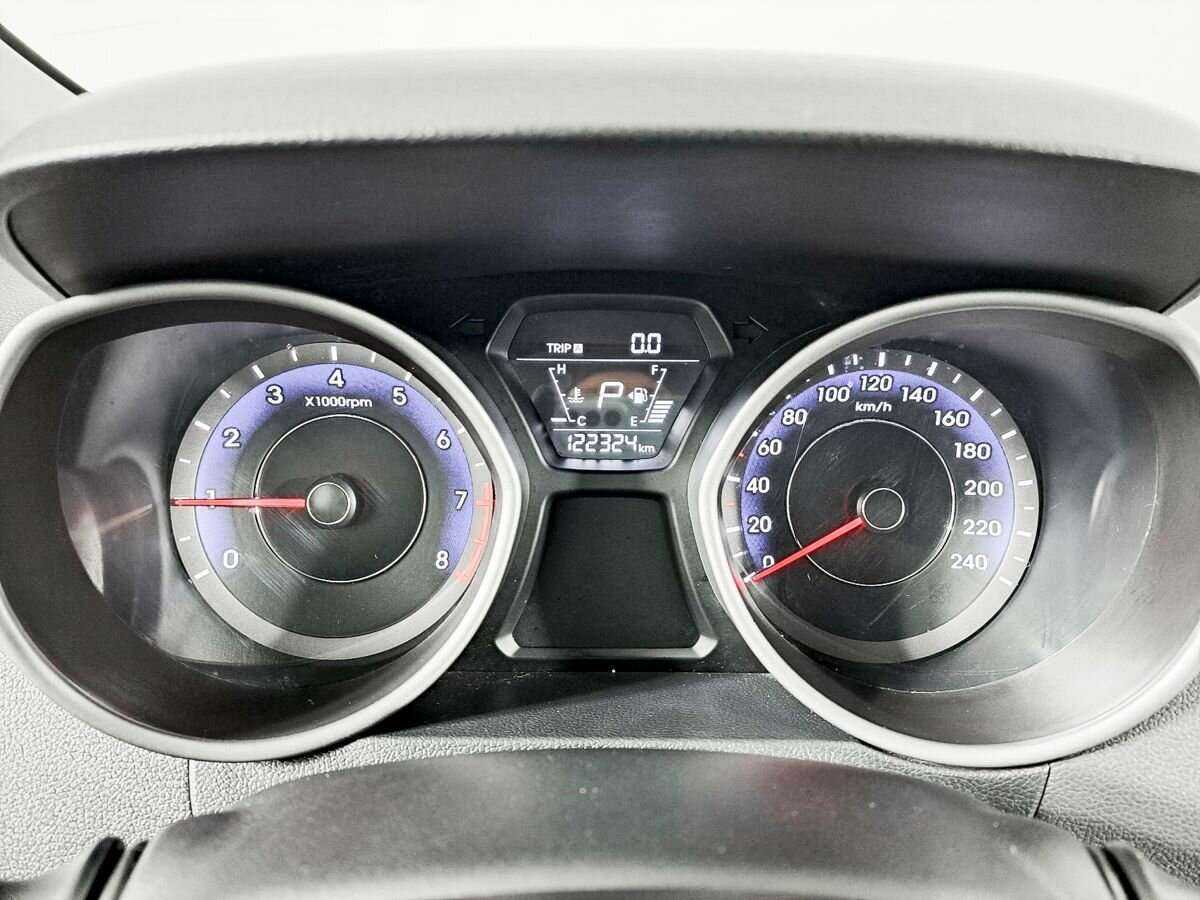 Hyundai Elantra б/у, 2015, Автоматическая. Фото: #10