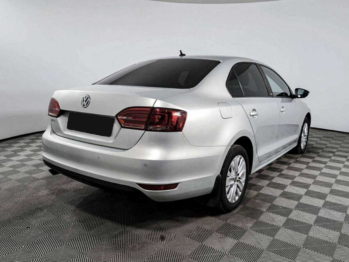 Volkswagen Jetta б/у, 2014, Механическая. Фото: #3