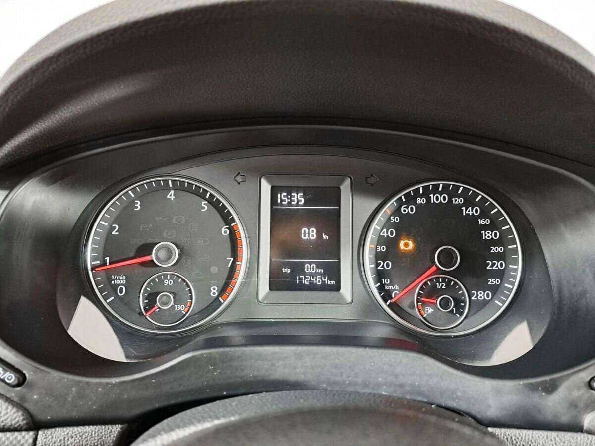 Volkswagen Jetta б/у, 2014, Механическая. Фото: #8