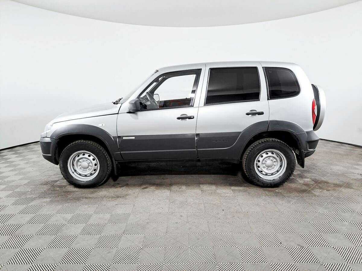 Chevrolet Niva б/у, 2013, Механическая. Фото: #6