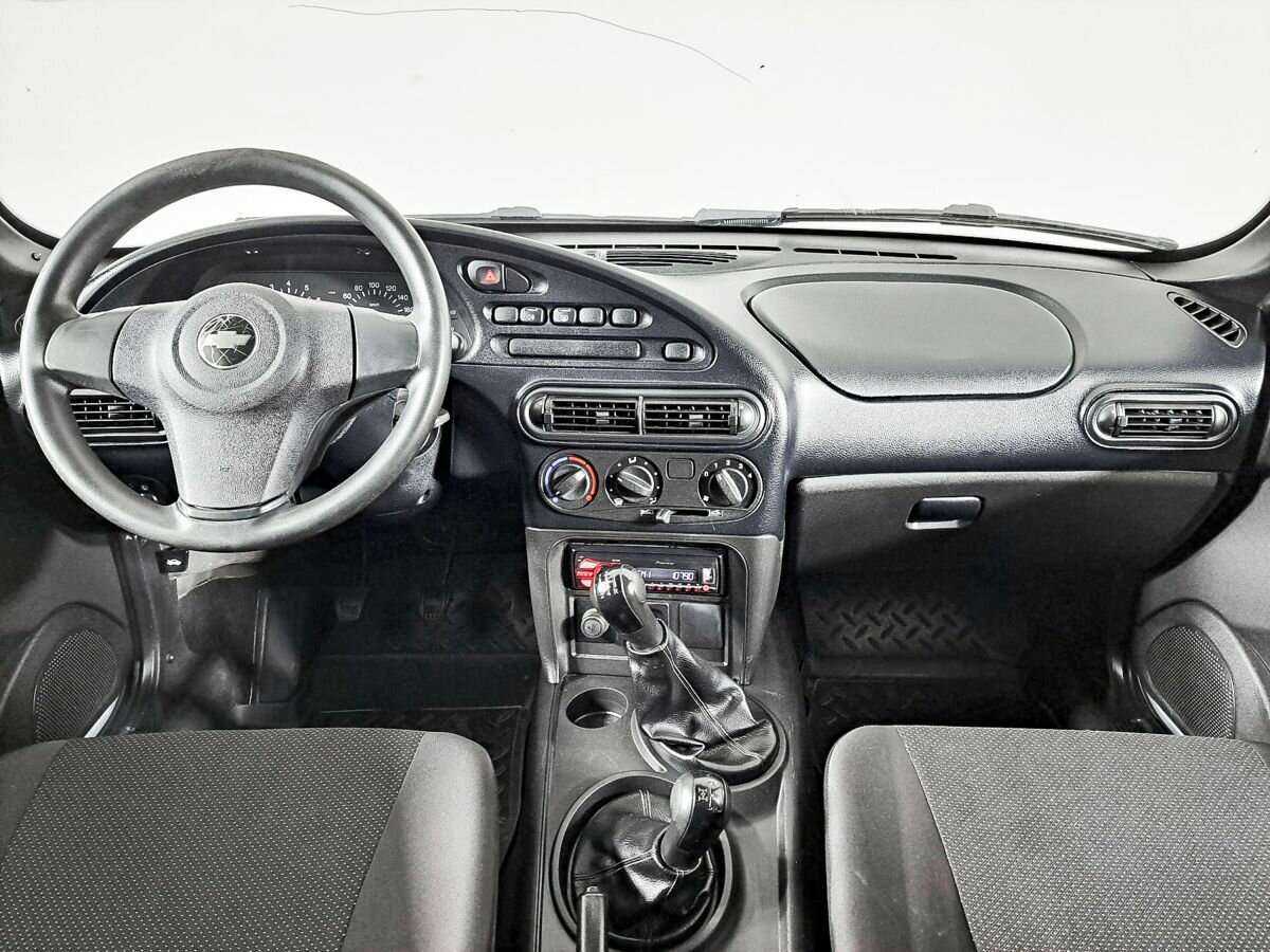 Chevrolet Niva б/у, 2013, Механическая. Фото: #11