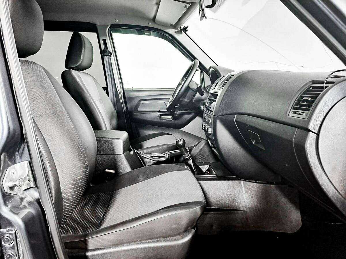 УАЗ Патриот б/у, 2016, Механическая. Фото: #8