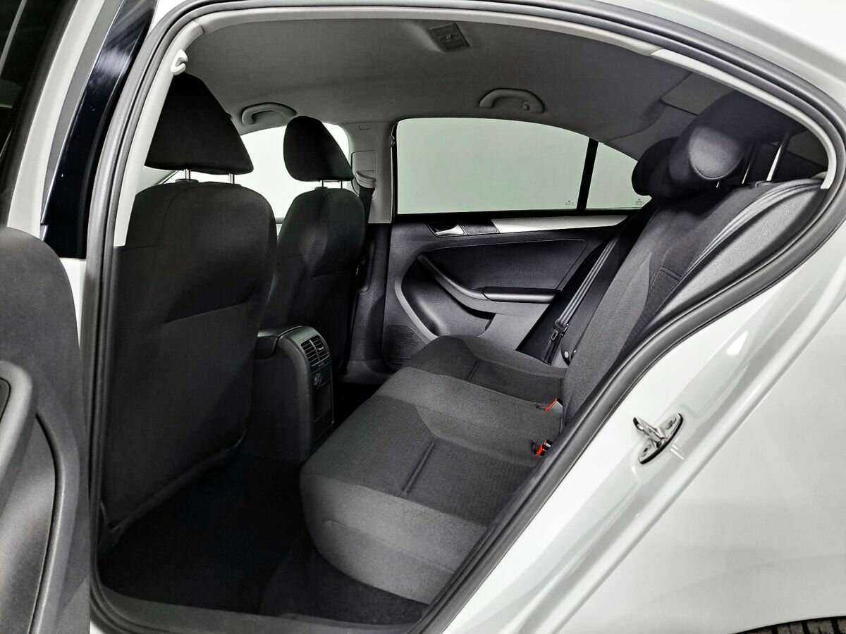 Volkswagen Jetta б/у, 2018, Автоматическая. Фото: #8