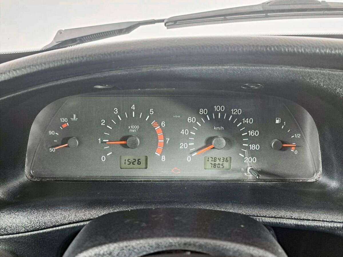 Chevrolet Niva б/у, 2016, Механическая. Фото: #10