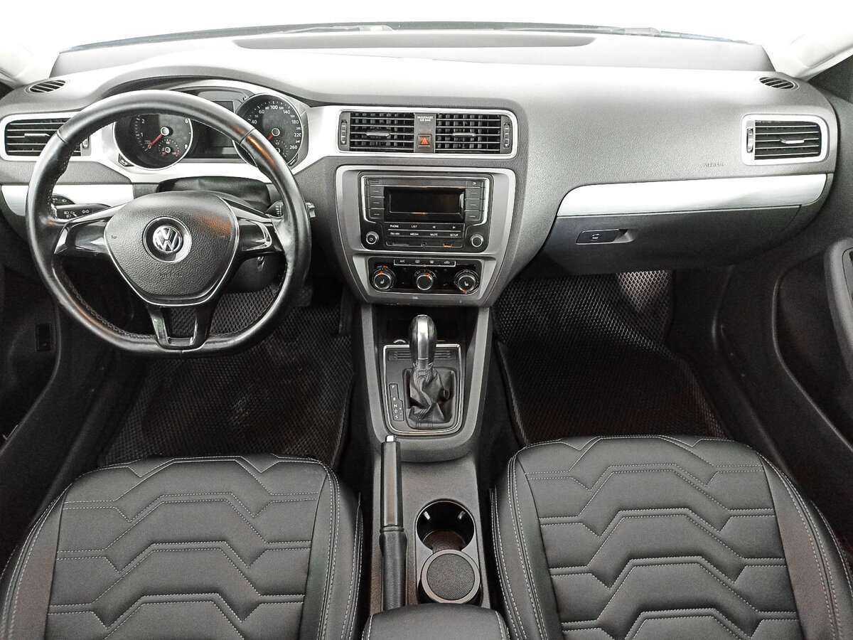 Volkswagen Jetta б/у, 2018, Автоматическая. Фото: #12