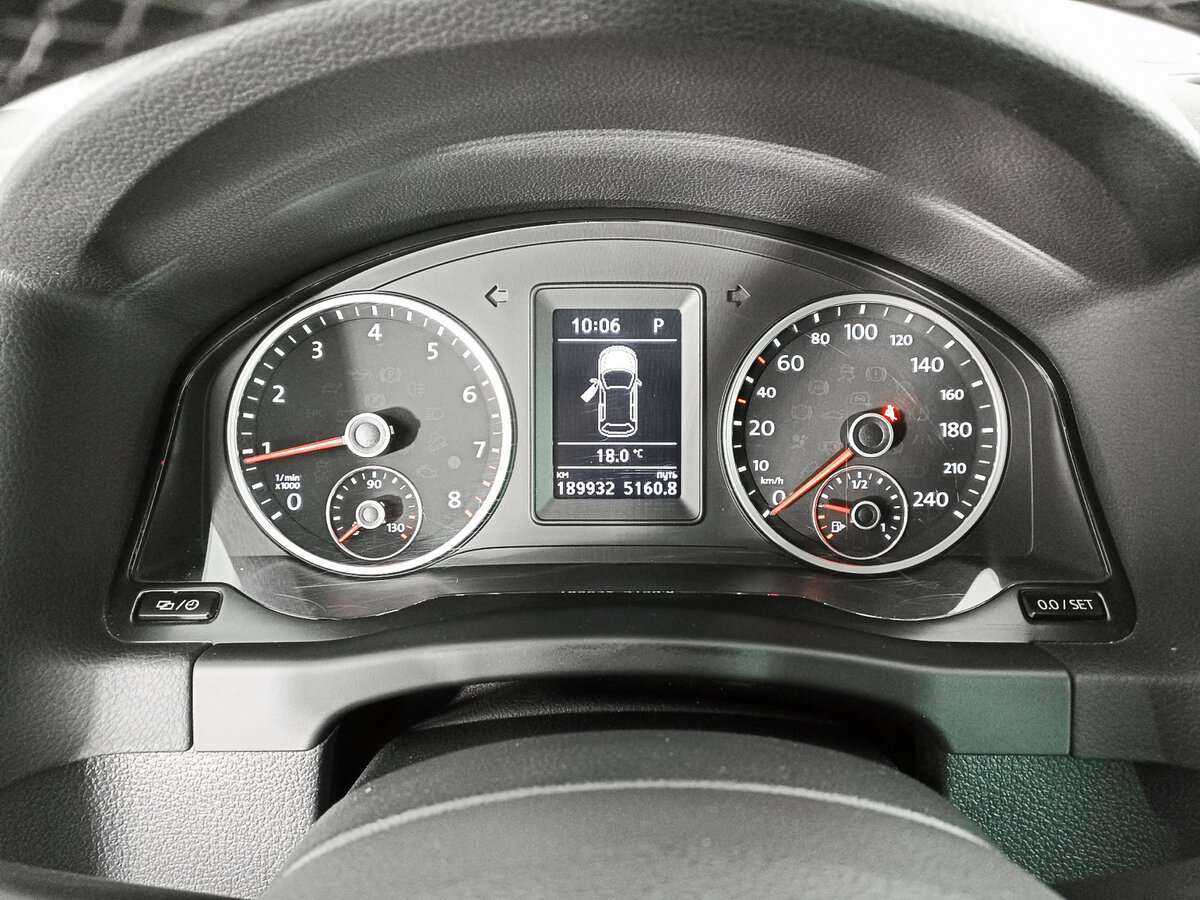 Volkswagen Tiguan б/у, 2016, Автоматическая. Фото: #10