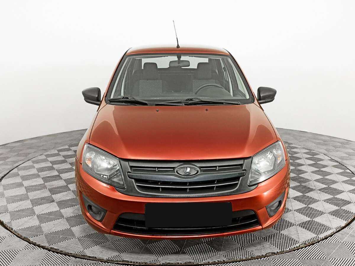 Лада (ВАЗ) Гранта б/у, 2018, Механическая. Фото: #1