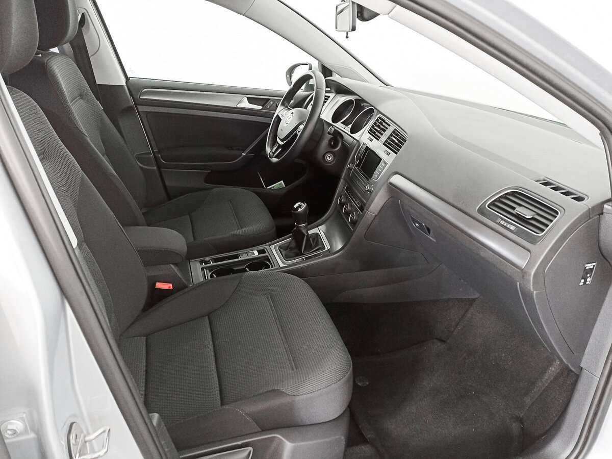 Volkswagen Golf б/у, 2013, Механическая. Фото: #8