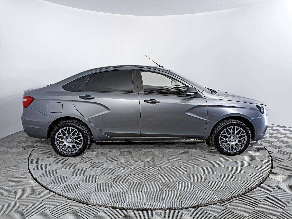 Лада (ВАЗ) Веста б/у, 2018, Механическая. Фото: #3