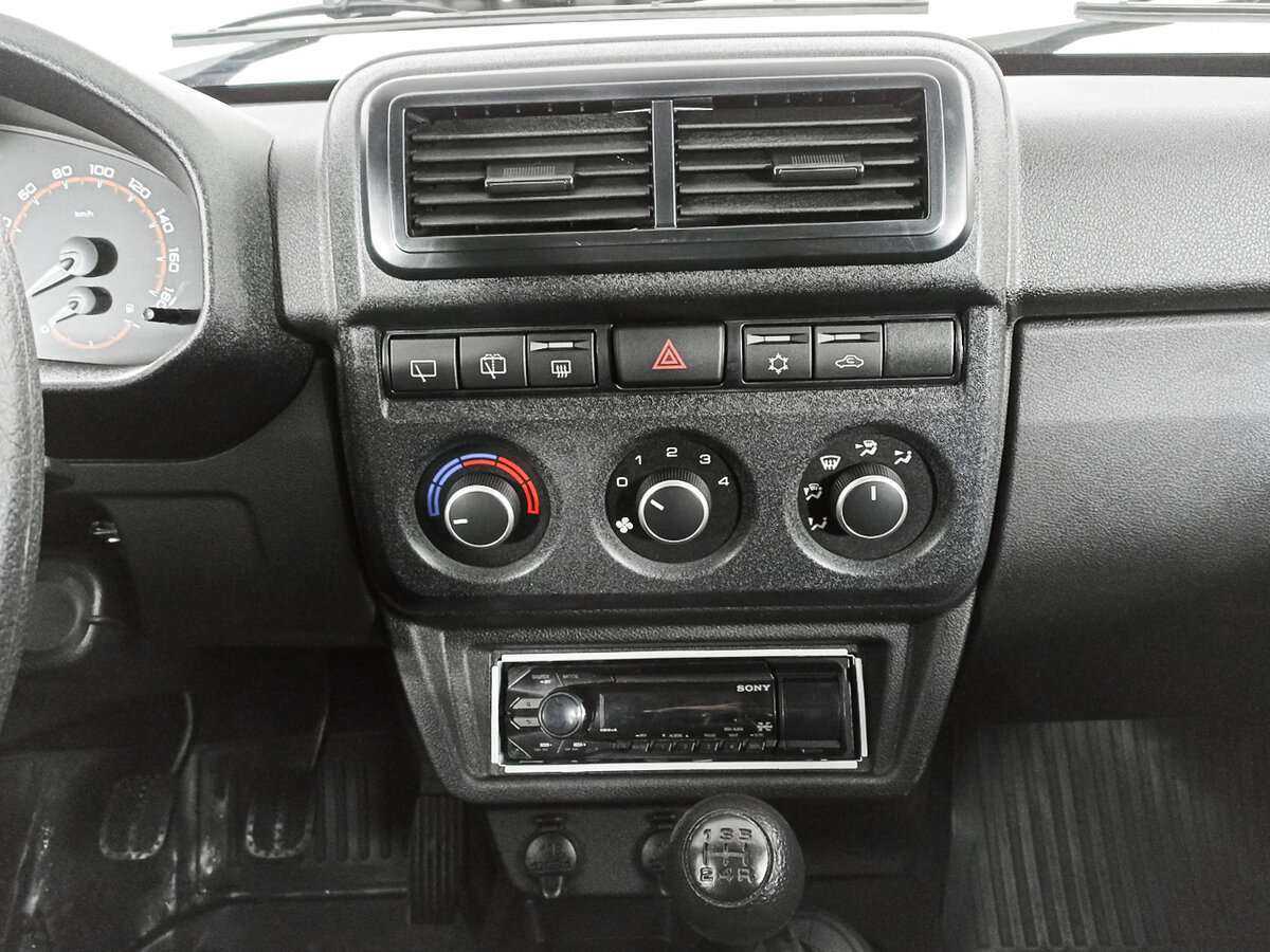 Лада (ВАЗ) Нива Лэдженд б/у, 2023, Механическая. Фото: #12