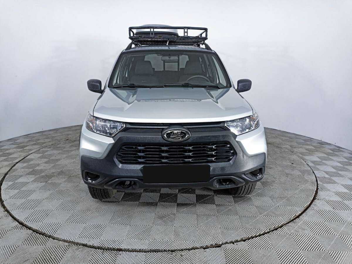 Lada (ВАЗ) Niva б/у, 2022, Механическая. Фото: #1