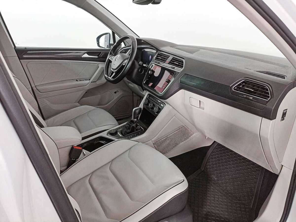 Volkswagen Tiguan б/у, 2017, Роботизированная. Фото: #8