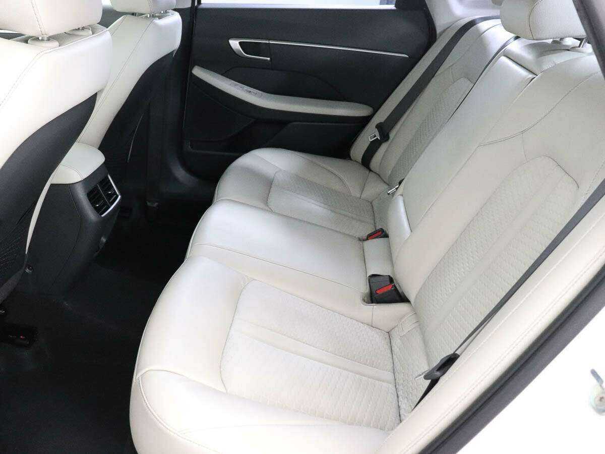 Hyundai Sonata б/у, 2020, Автоматическая. Фото: #8