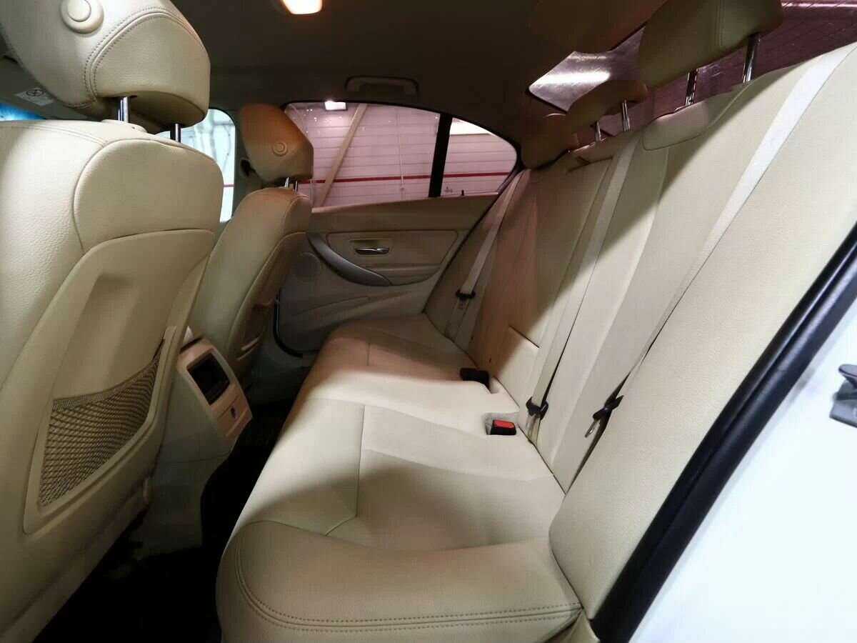 БМВ 3 серии б/у, 2014, Автоматическая. Фото: #9