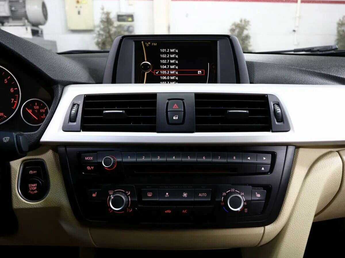 БМВ 3 серии б/у, 2014, Автоматическая. Фото: #18