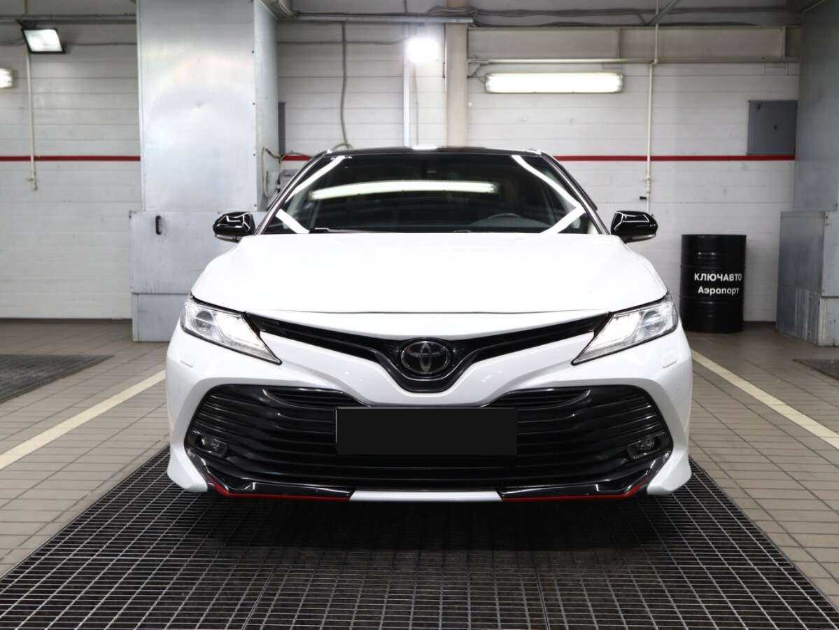Toyota Camry б/у, 2020, Автоматическая. Фото: #2