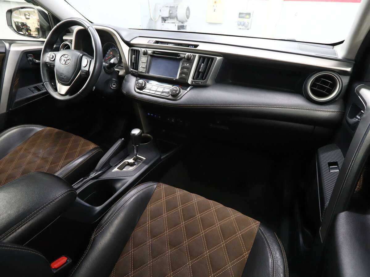 Тойота Рав4 б/у, 2014, Автоматическая. Фото: #8