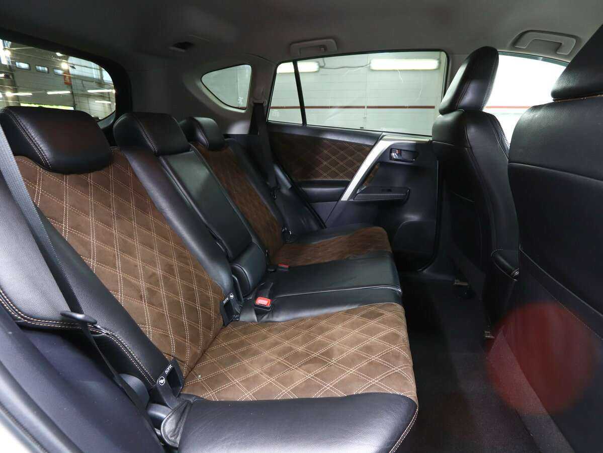 Тойота Рав4 б/у, 2014, Автоматическая. Фото: #19