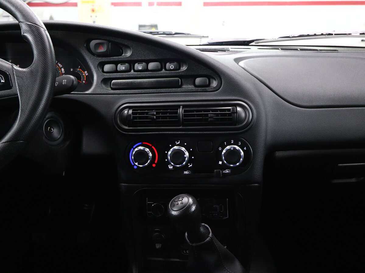 Lada (ВАЗ) Niva б/у, 2023, Механическая. Фото: #16