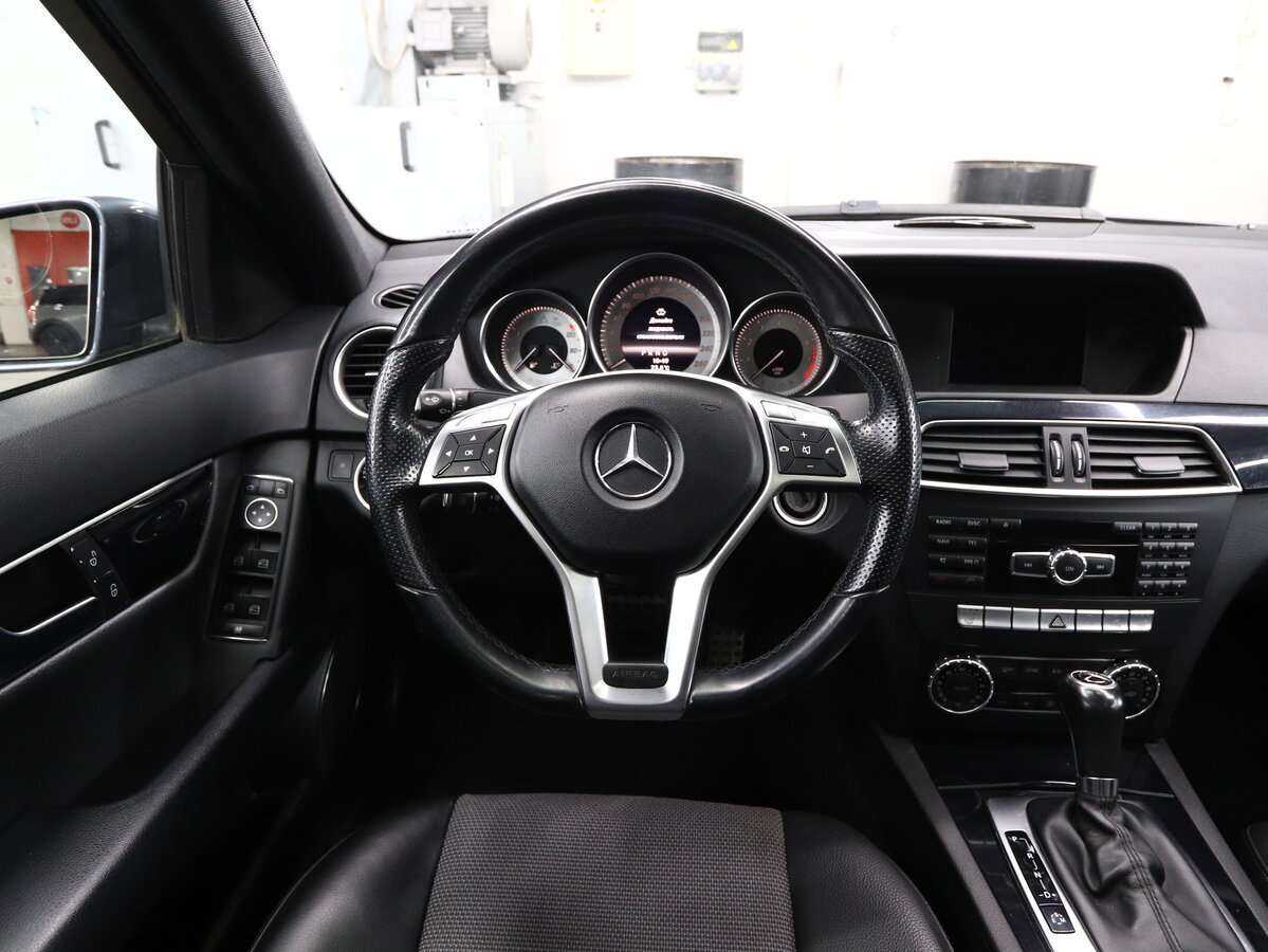 Мерседес-Бенц Ц-Класс б/у, 2012, Автоматическая. Фото: #16