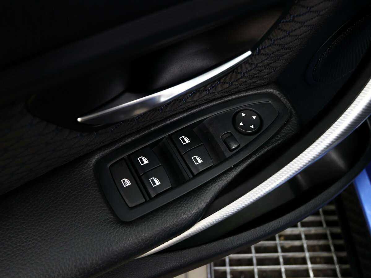 БМВ 3 серии б/у, 2013, Автоматическая. Фото: #18