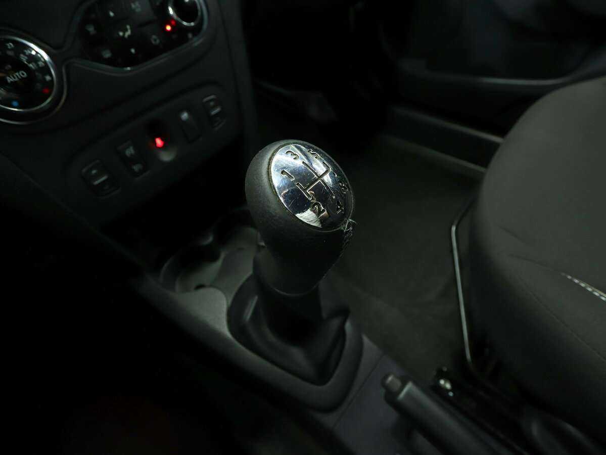 Рено Сандеро б/у, 2020, Механическая. Фото: #17