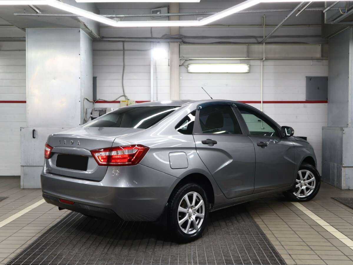 Лада (ВАЗ) Веста б/у, 2018, Механическая. Фото: #3
