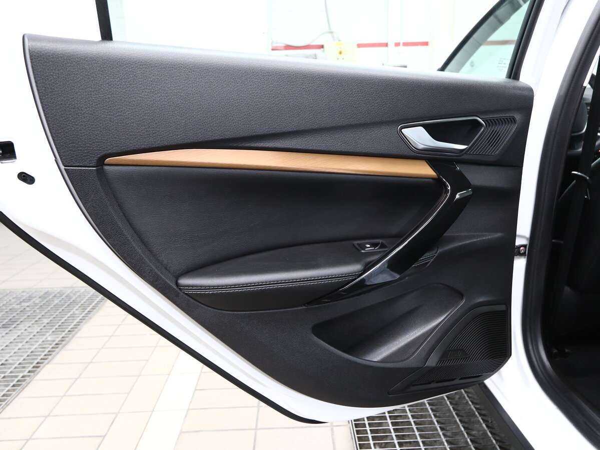 Лада (ВАЗ) Веста б/у, 2023, Механическая. Фото: #12