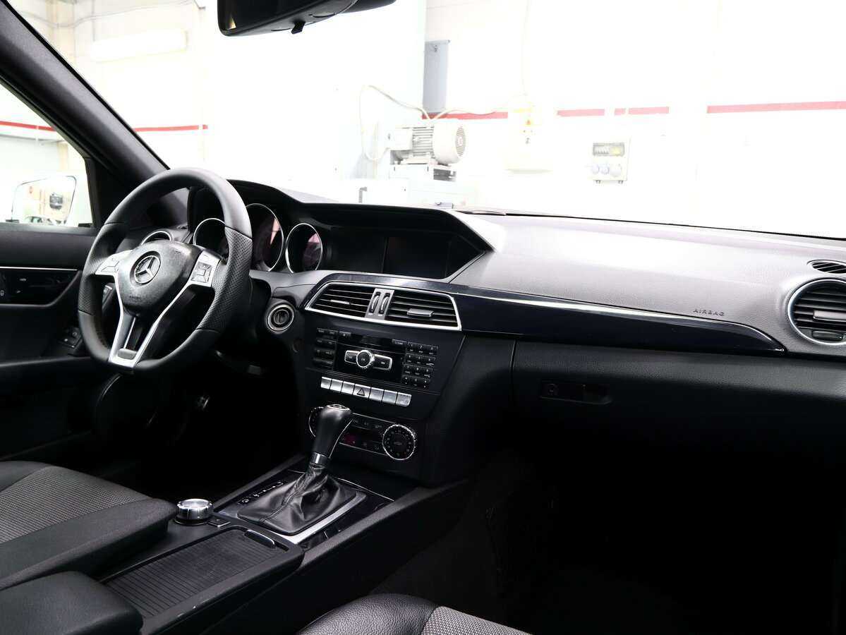 Мерседес-Бенц Ц-Класс б/у, 2012, Автоматическая. Фото: #15