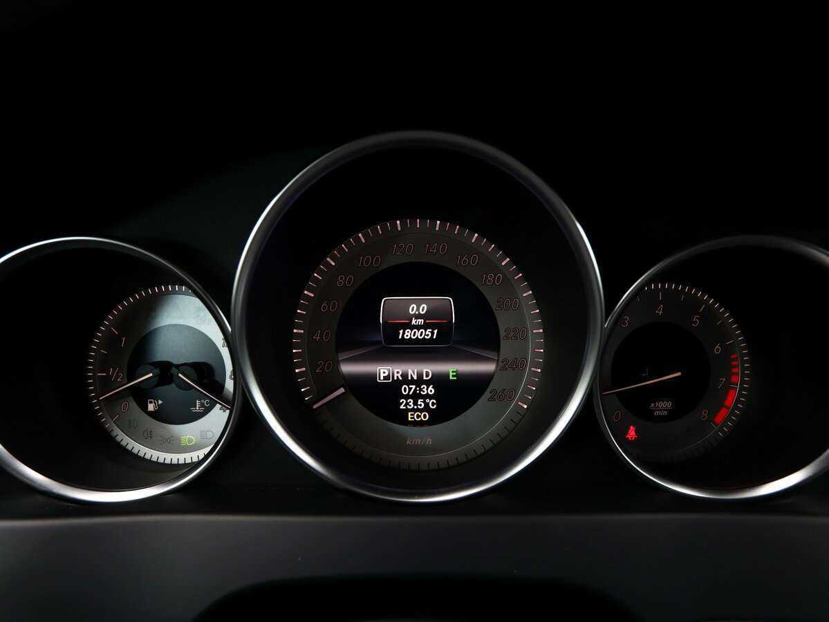 Мерседес-Бенц Ц-Класс б/у, 2012, Автоматическая. Фото: #17