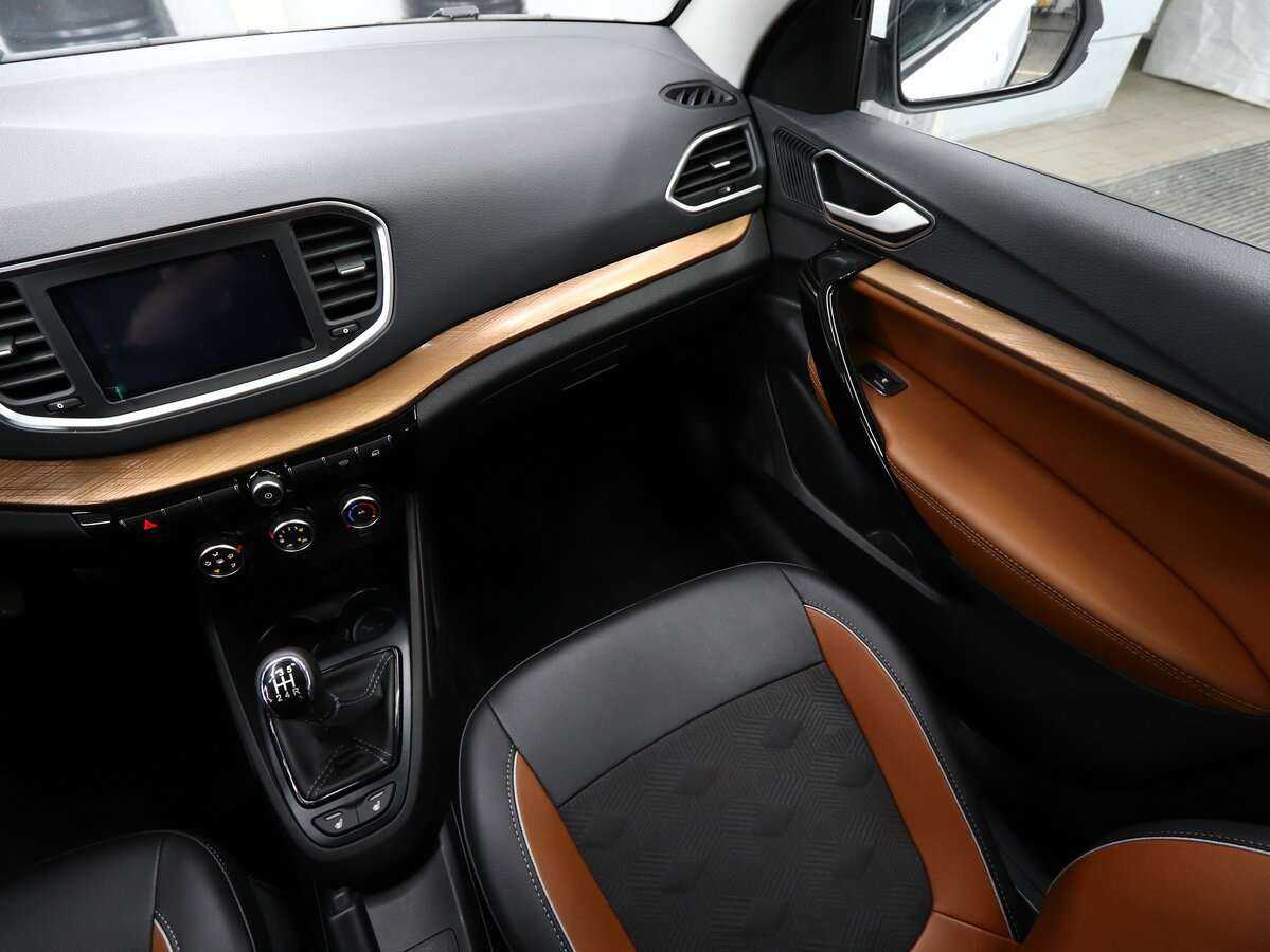 Lada (ВАЗ) Vesta б/у, 2024, Механическая. Фото: #19