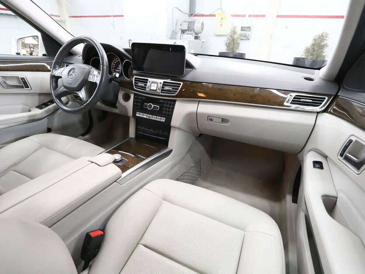 Мерседес-Бенц Е-Класс б/у, 2014, Автоматическая. Фото: #6